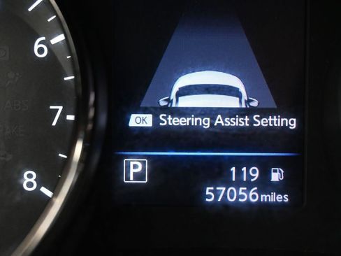 Used 2019 Nissan Rogue SV w/ Sun & Sound Touring Package image 16