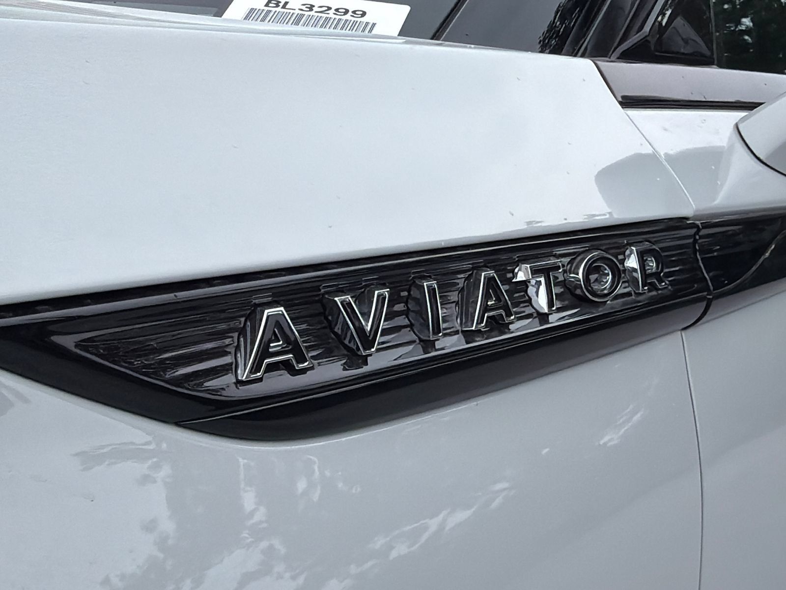 New 2027 Lincoln Aviator Black Label w/ Black Label Special Edition AWD/4WD image 15