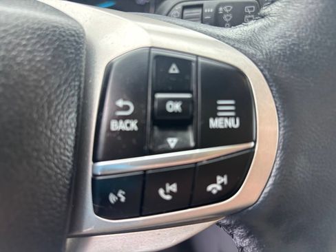 Used 2023 Ford Explorer XLT w/ Equipment Group 202A AWD/4WD image 24