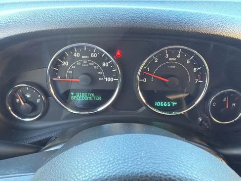 Used 2016 Jeep Wrangler Unlimited Sahara w/ Max Tow Package image 15