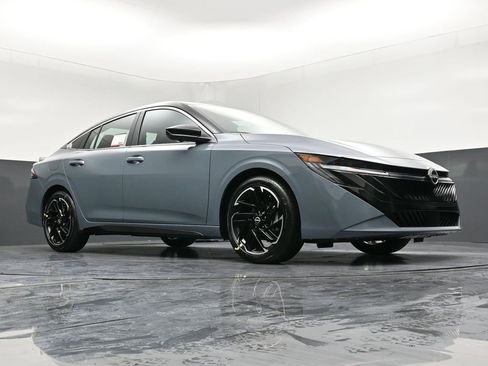 New 2026 Nissan Sentra SR w/ SR Premium Package image 29