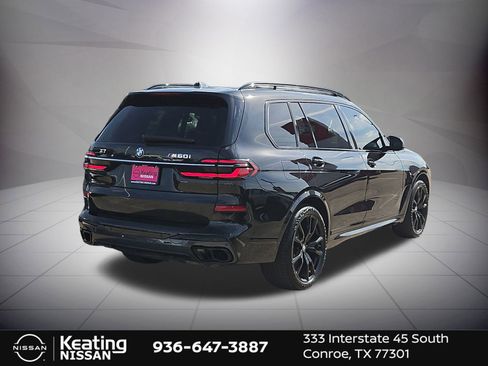 Used 2023 BMW X7 M60i w/ Executive Package image 3
