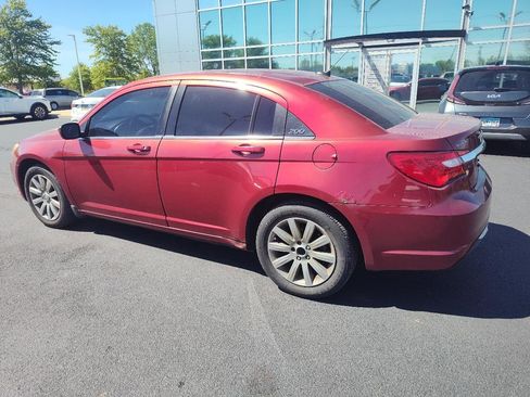 Used 2013 Chrysler 200 Touring FWD image 8