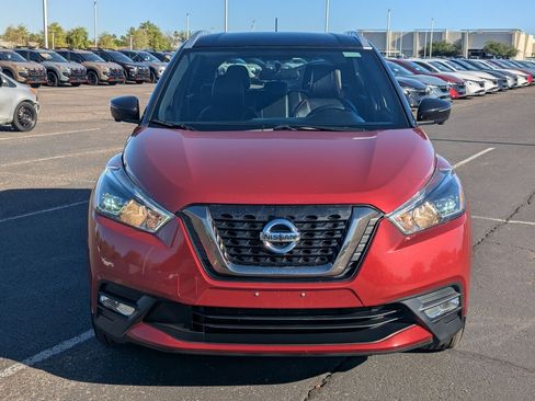 Used 2019 Nissan Kicks SR w/ SR Premium Package image 9