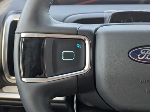 New 2025 Ford Expedition Max Active image 29