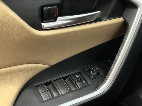Used 2025 Toyota RAV4 XLE Premium FWD image 21