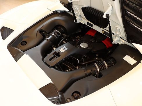 Certified 2022 Ferrari F8 Spider image 94