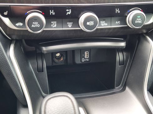Used 2019 Honda Accord EX image 15