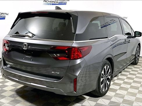 Used 2025 Honda Odyssey Elite image 9