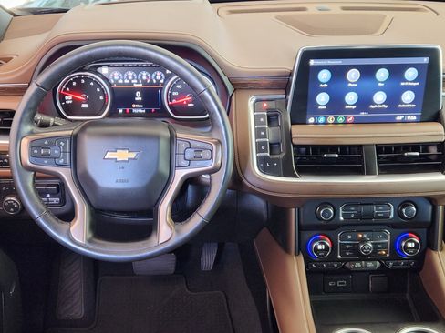 Used 2021 Chevrolet Tahoe High Country w/ Premium Package image 27