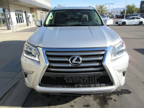 Used 2019 Lexus GX 460 Premium AWD/4WD image 14