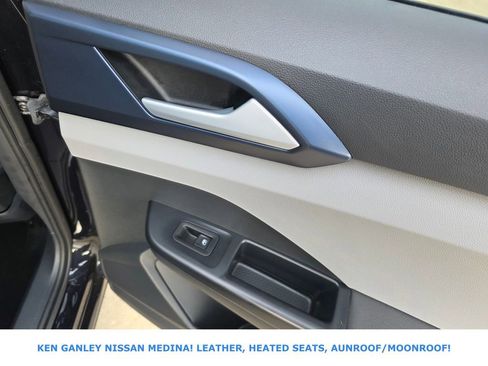 Used 2024 Volkswagen Taos SE image 50