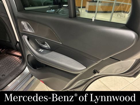 Used 2020 Mercedes-Benz GLE 450 4MATIC image 23