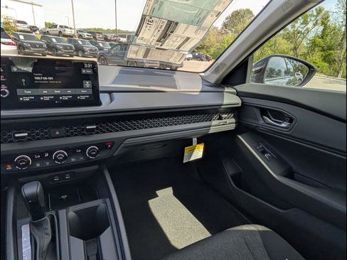 New 2026 Honda Accord SE image 7