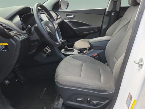 Used 2017 Hyundai Santa Fe Sport FWD image 11