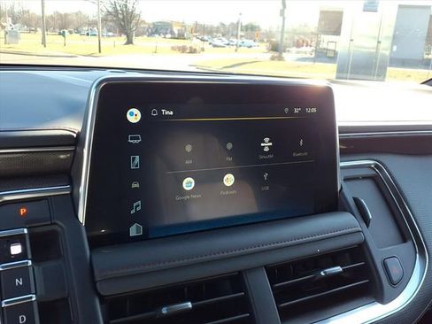 Used 2022 Chevrolet Tahoe RST w/ Sport Performance Package image 9