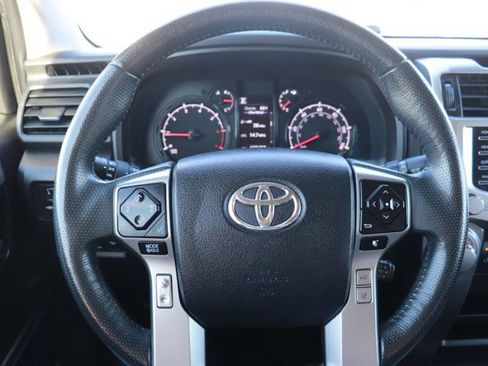 Used 2022 Toyota 4Runner SR5 Premium image 19