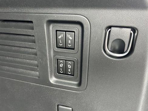 New 2026 Chevrolet Traverse RS image 46