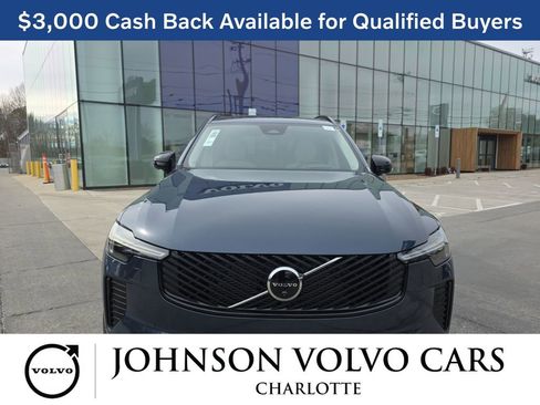 New 2026 Volvo XC90 B6 Ultra w/ Lounge Package image 2