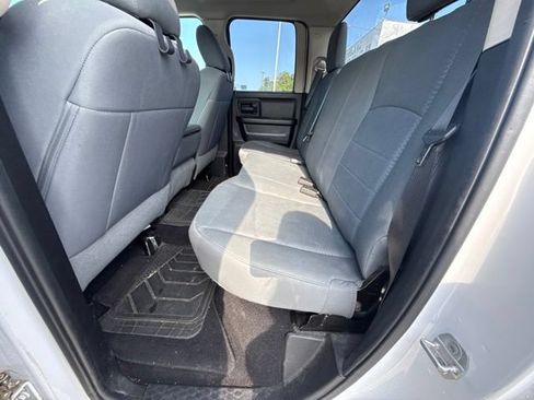 Used 2015 RAM 1500 Express AWD/4WD image 31