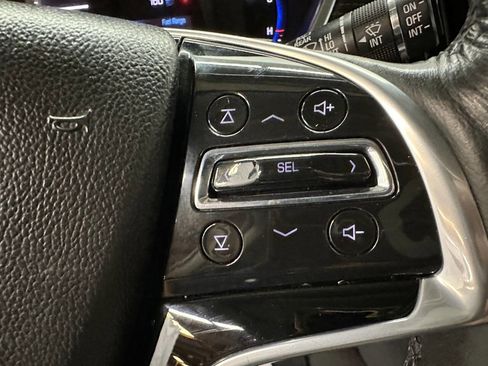 Used 2015 Cadillac SRX FWD image 14