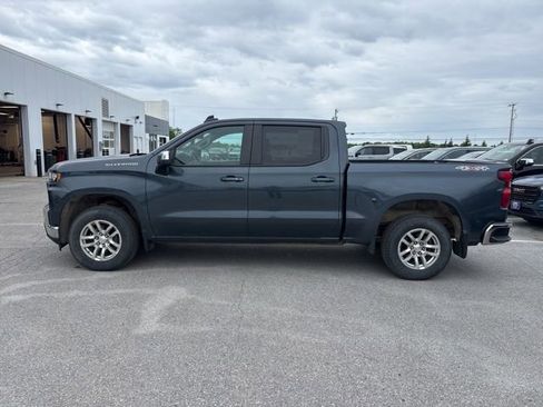 Used 2020 Chevrolet Silverado 1500 LT w/ All-Star Edition AWD/4WD image 2