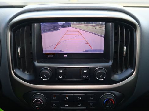 Used 2020 Chevrolet Colorado Z71 RWD image 24