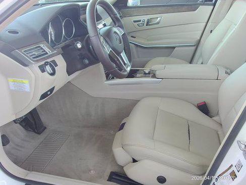 Used 2014 Mercedes-Benz E 350 4MATIC Sedan image 7