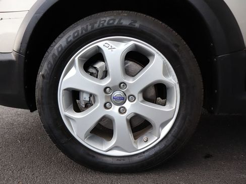 Used 2011 Volvo XC70 T6 image 41