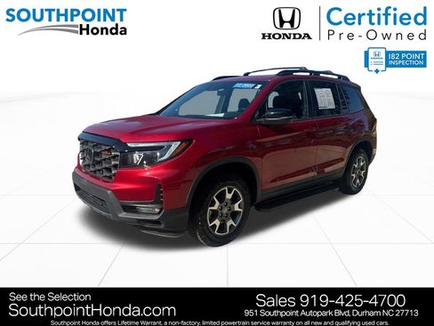 Used 2022 Honda Passport TrailSport image 3