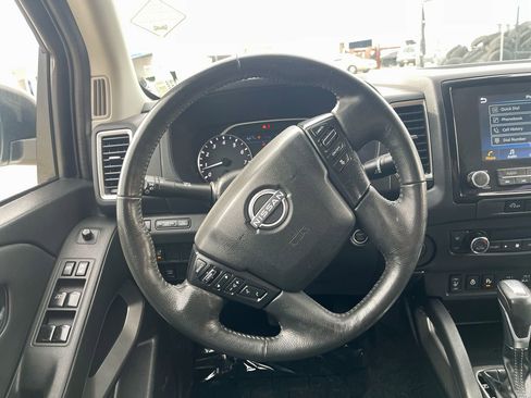 Used 2024 Nissan Frontier SV w/ SV Convenience Package image 29