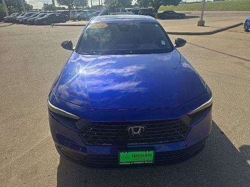 Used 2024 Honda Accord Sport image 8