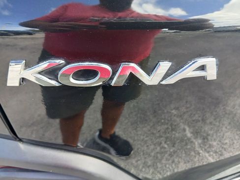 Used 2018 Hyundai Kona SEL image 15