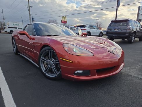 Used 2006 Chevrolet Corvette Coupe w/ Preferred Equipment Group image 1