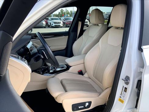 Used 2022 BMW X3 sDrive30i w/ Premium Package 2 image 7