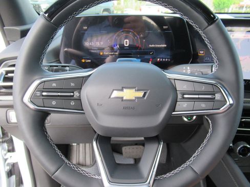 New 2026 Chevrolet Traverse High Country image 23