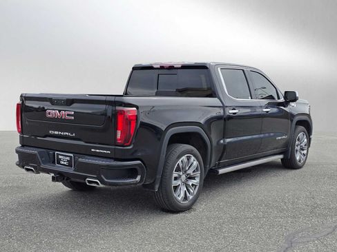 Used 2023 GMC Sierra 1500 Denali w/ Denali Reserve Package AWD/4WD image 3