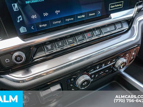 Used 2025 Chevrolet Silverado 3500 High Country w/ High Country Premium Package AWD/4WD image 45