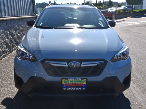 Used 2023 Subaru Crosstrek 2.0i AWD/4WD image 2