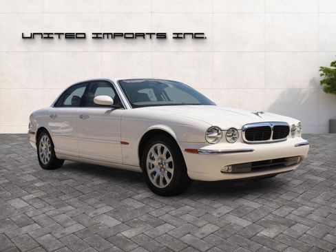 Used 2004 Jaguar XJ8 RWD image 7