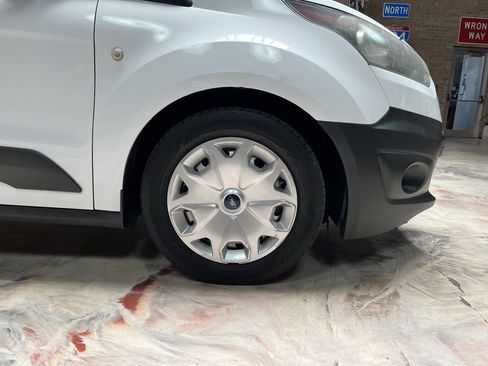 Used 2014 Ford Transit Connect XL FWD image 31
