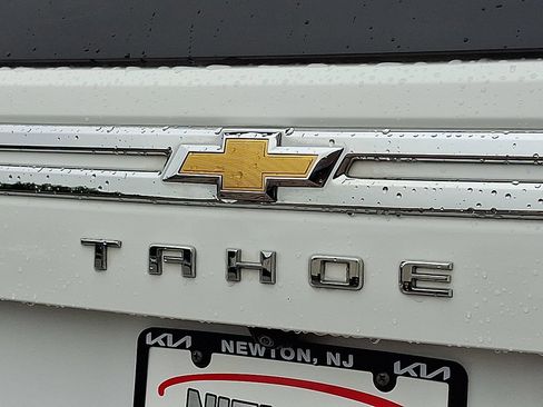Used 2024 Chevrolet Tahoe LT AWD/4WD image 16