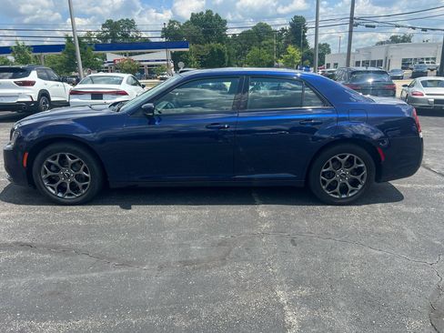 Used 2015 Chrysler 300 S w/ 300S Premium Group AWD/4WD image 8