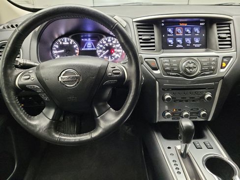 Used 2020 Nissan Pathfinder SL AWD/4WD image 22