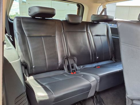Certified 2024 Ford Expedition Max XLT AWD/4WD image 9