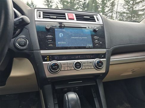 Used 2016 Subaru Outback 2.5i Limited image 5