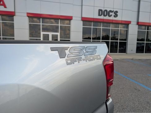 Used 2023 Toyota Tacoma SR AWD/4WD image 30