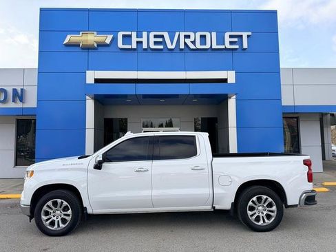 Used 2023 Chevrolet Silverado 1500 LTZ AWD/4WD image 1