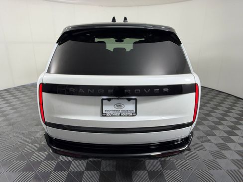 New 2026 Land Rover Range Rover Long Wheelbase SE AWD/4WD image 10