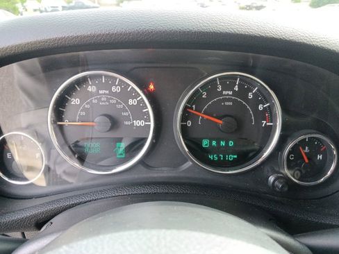 Used 2017 Jeep Wrangler Rubicon w/ Power Convenience Group AWD/4WD image 19
